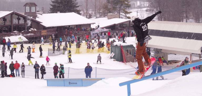 Snowboard demos and a little ‘Party In Your Park’