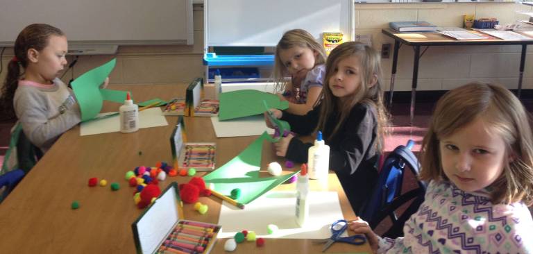 Kindergartners learn about holidays Kindergartners learn about holidays