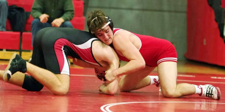 High Point defeats Westwood, 36-12 High Point's Sawyer Fenlon (red) grabs Westwood's Christopher Dugan in the 145 lbs match.
