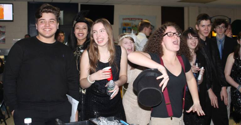 Great Gatsby comes to life at VTHS Great Gatsby comes to life at VTHS