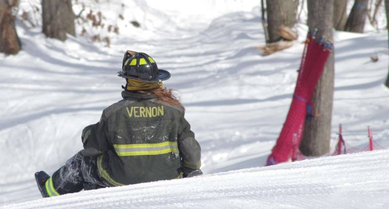 Firefighters race for burn center A member of the Vernon Township Fire Department encountered some technical problems as they headed left around the second gate.