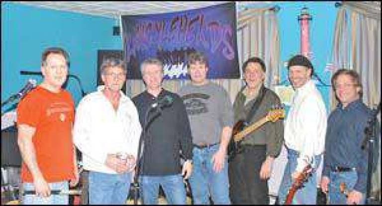 The Knuckleheads - ready to knock out some tunes The Knuckleheads - ready to knock out some tunes