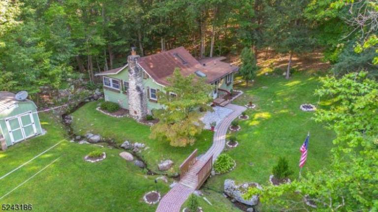 Rustic charm and budget conscious Rustic charm and budget conscious