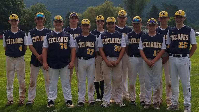 Vernon Cyclones 15U win Backyard Baseball tourney Vernon Cyclones 15U win Backyard Baseball tourney