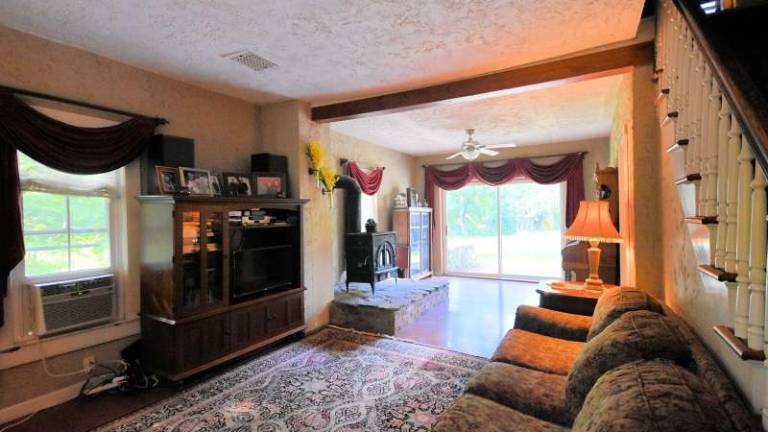 Classic country home awaits Classic country home awaits