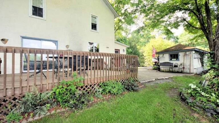 Classic country home awaits Classic country home awaits