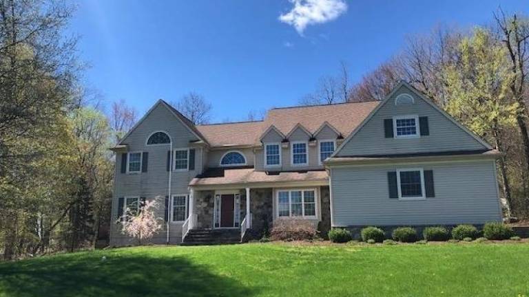 Fabulous property awaits new owner Fabulous property awaits new owner
