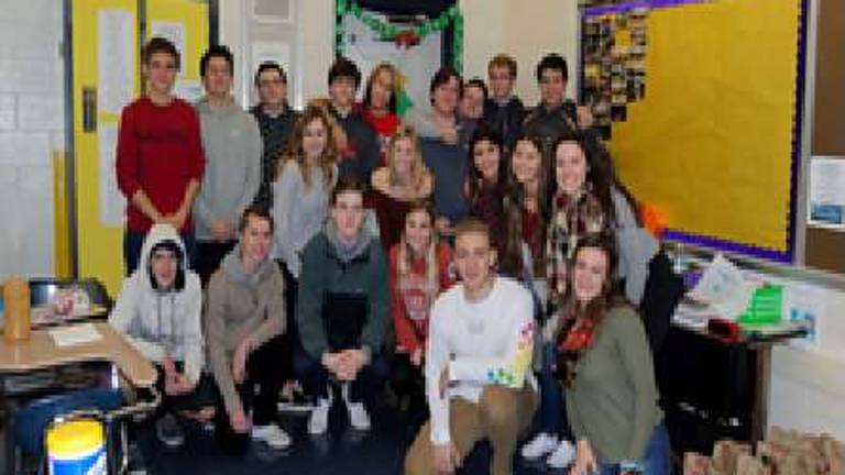 DECA bringing awareness to hunger, homelessness DECA bringing awareness to hunger, homelessness