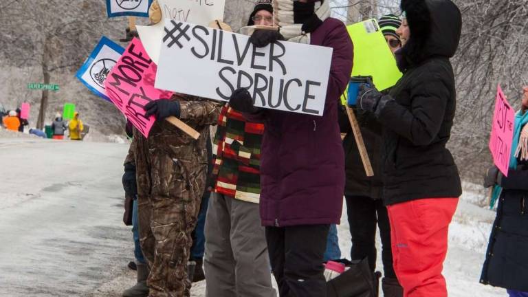 Residents protest illegal dumping in Vernon Residents protest illegal dumping in Vernon