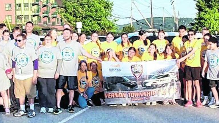 Vernon students join Torch Run for Special Olympics