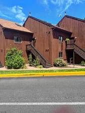 Real estate: Super-opportunity townhouse