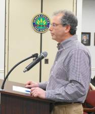 Councilman Harvey Roseff at a Sussex County Board of Chosen Freeholders meeting in 2016. (Photo by Vera Olinski)