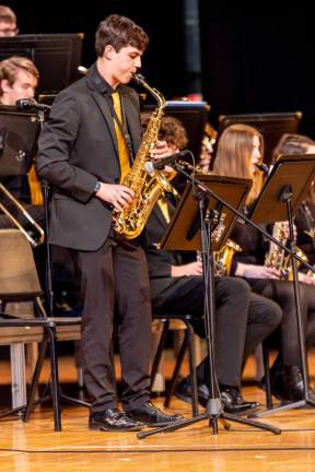 AN2 The Vernon Township High School Jazz Express performs. (Photo by Sammie Finch)