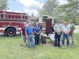 From left: Gary Margiotta, Michael Restel, Warren Wisse, Susan Weiss, Marion Porrino, Joe Vallone, Mark Snook, Mayor William Gaechter, Joseph Konopinski, and Michael Ferrarella (Photo provided)