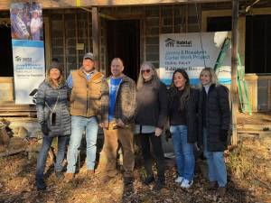 <b>From left, Pam Vreeland, COO, Habitat for Humanity Northwest New Jersey; Ben Eskow, CEO, Habitat for Humanity Northwest New Jersey; Dan Beatty, President &amp; CEO, First Hope Bank; Kathy Halpin, Board President, Habitat for Humanity Northwest New Jersey; Patricia Klackowski, Community Program &amp; Volunteer Manager, Pass It Along; Diane Taylor, President &amp; CEO, Pass It Along.</b>