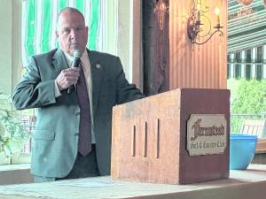 <b>Sussex County Sheriff Michael Strada speaks at last year’s Crimestoppers fundraiser.</b>