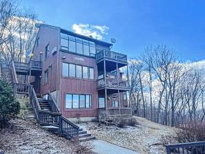 Townhouse offers gorgeous views