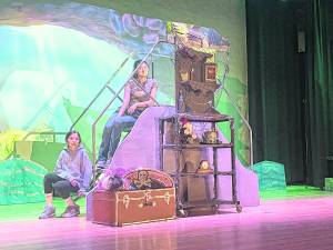 <b>Grace Lowin and Lillian Aragona.</b>