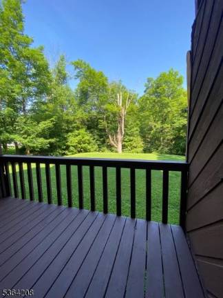 Real estate: Country living in the mountains