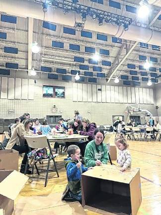 Pass it Along brings community together through holiday service