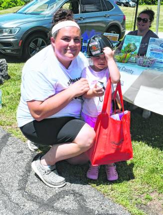 <b>Rebecca and Mallory Scott of Wantage pose for a photo.</b>