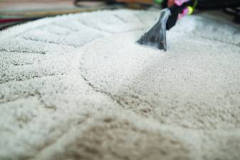 Avoid spring allergens