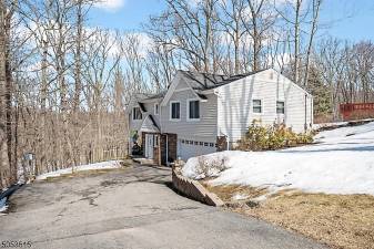 Three-bedroom ranch in Lake Mohawk is roomy and stylish