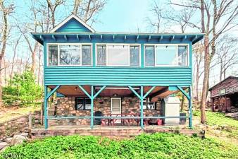 Main lake living