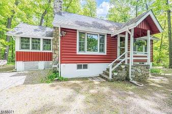 A must-see newly renovated home in Highland Lakes