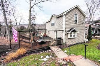 Custom home in Lake Wallkill