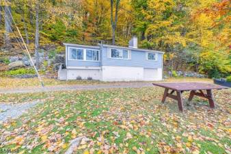 Comfortable home awaits in Glenwood