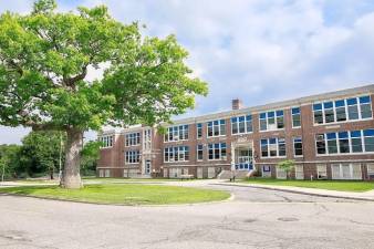 Franklin Borough School in session five days