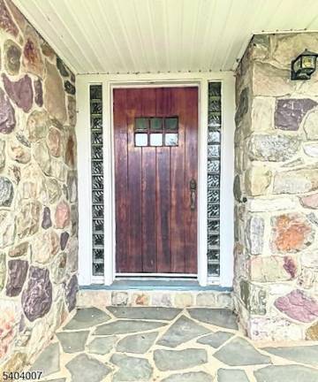 Home provides peaceful country living