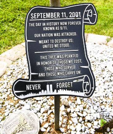 The sign on the 9/11 survivor tree in Vernon, N.J. Photo by Maria Kovic.