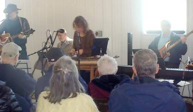 The Skyland Dulcimer String Band perform at the Avian Wildlife Center benefit.
