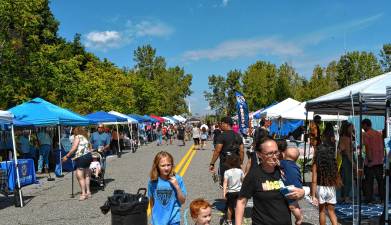 <b>The Vernon Chamber of Commerce’s 11th annual Vernon Street Fair is set up on Main Street on Saturday, Sept. 13. (Photos by Maria Kovic)</b>