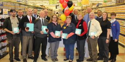 RoNetco's Franklin heroes receive Tiffany &amp; Co. hearts to thank them for their courageous acts. Front Row &#xfe;&#xc4;&#xec; Mark Sibilia, John DeCarlo (Store Manager), Tom O&#xfe;&#xc4;&#xf4;Brien (Assistant Store Manager), Brenda Kostenbader, Kathy Sembrot, Karen Eaton (Assistant Store Manager), John DiCarlo, Laura Lasko (Wakefern Loss Prevention Supervisor), Cathie Miller (Consumer Affairs Coordinator). Back Row &#xfe;&#xc4;&#xec; Paul Voitek (Pharmacy Supervisor), Scott Mason (Grocery/Non Foods Supervisor), Ray Stecky (Wines &amp; Spirits Supervisor), Steve Hoptay (Vice President of Wakefern Loss Prevention), Hank Ramberger (Vice President/General Manager of RoNetco Supermarkets, Inc.), and Derek Price (Manager of Retail Loss Prevention at Wakefern Food Corp.)