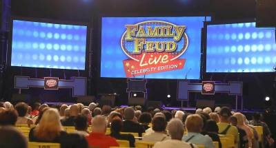 Play 'Family Feud: Celebrity Edition'