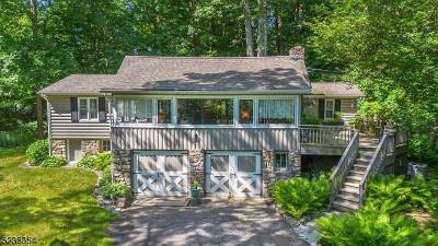 Charming lake-style home in Highland Lakes
