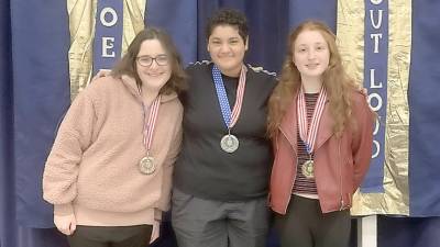 VTHS freshman wins Poetry Out Loud