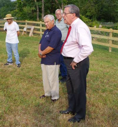 Standing at the right, Mayor Victor Marotta spoke about the continuing success of the dog park, which was successfully completed without taxpayer funding. Council President Patrick Rizzuto stands next to him.