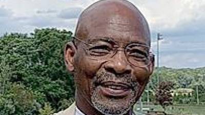 Burrell officially elected Vernon mayor