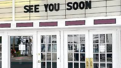 The Newton Theater (Photo by Laurie Gordon)