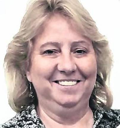 <b>Elizabeth Holste</b>