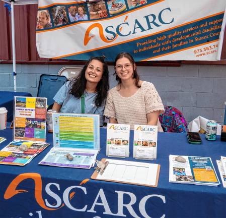 <b>Amanda Stoll and Lori Ciampi of SCARC.</b>
