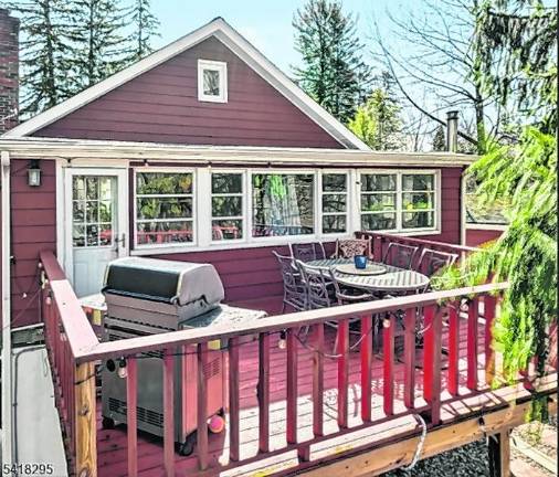 Highland Lakes hideaway available