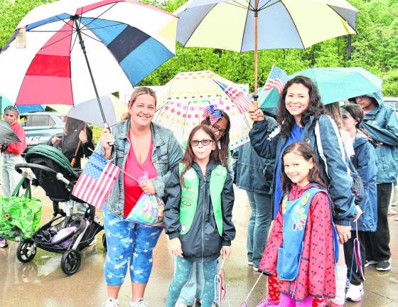 <b>Irene, Vanessa and Adriana Valerio pose for a photo with Syliva Rodriguez and Andrea Cottrell. They all live in Vernon.</b>