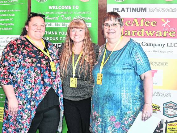 <b>Lisa DeRitter, volunteer, Kristi Anderson, president of the Vernon Chamber of Commerce, and Kathy Fritz, volunteer.</b>