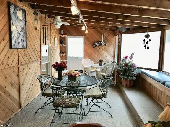 Vernon colonial has it all