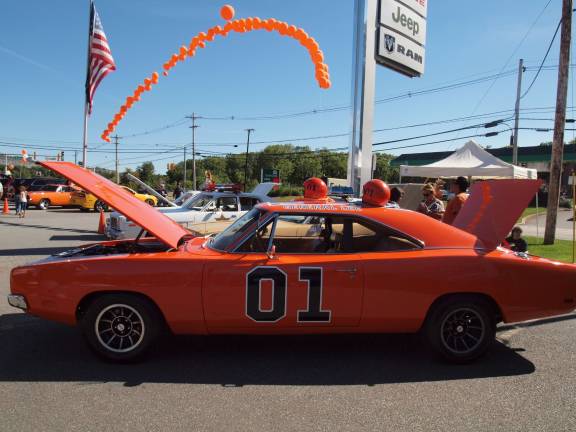 Actor John Schneider made a special autograph signing appearnce in Sussex County.